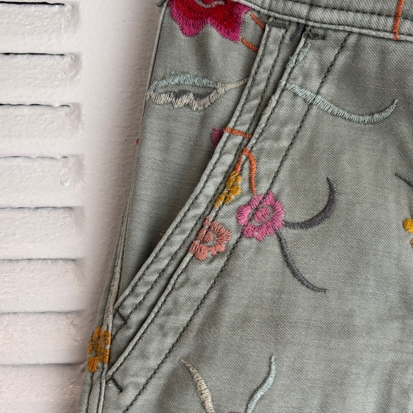 Anthropologie Y2K Style Floral Embroidered Cargo Pants Gray Pink Chic ✨ - Picture 11 of 14